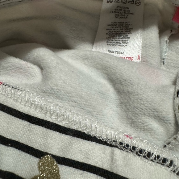 Issac Mizrahi Girls Valentines Set size 5-6 - Picture 6 of 12